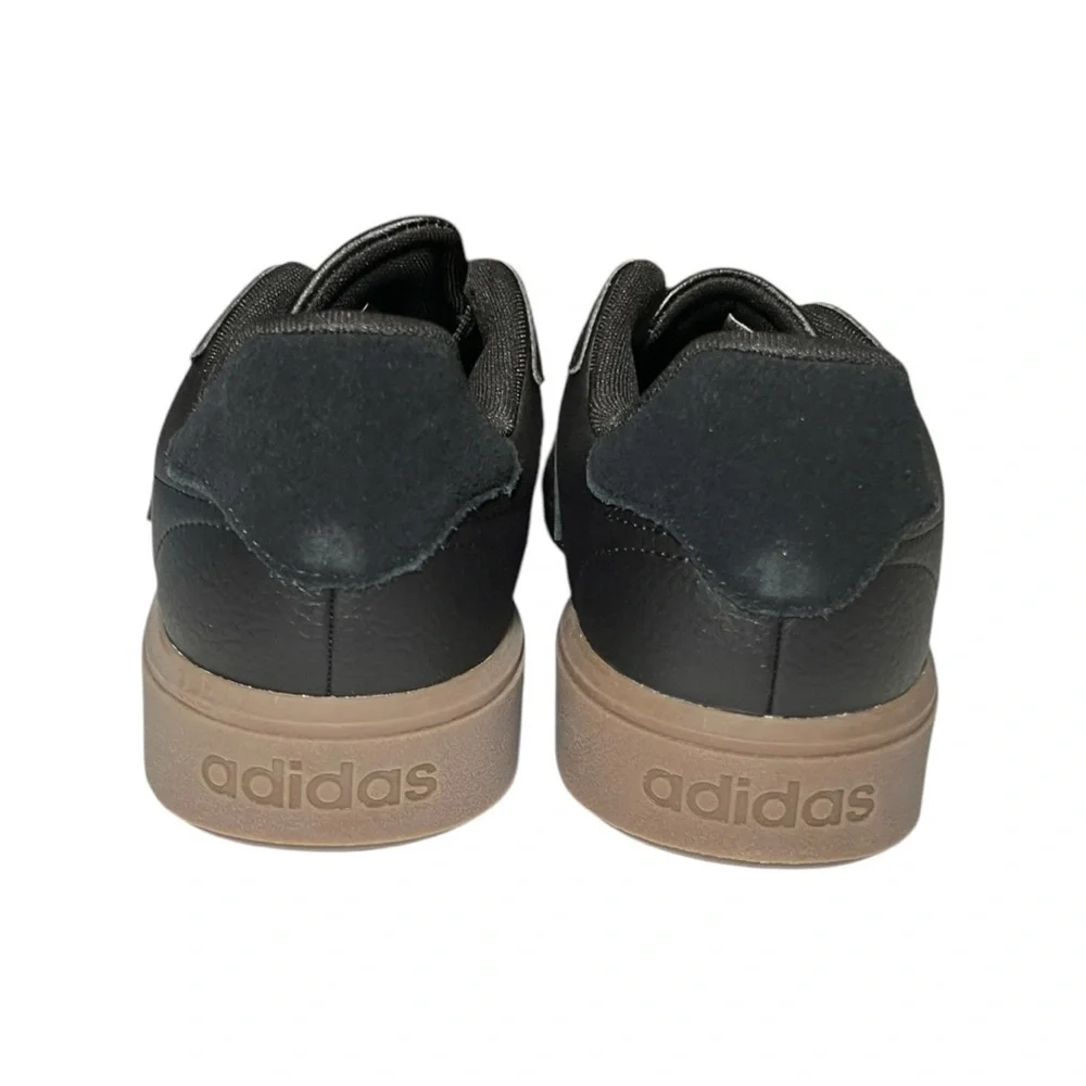 NWT Adidas Men's Black Sneakers Unise M/10 & W 11